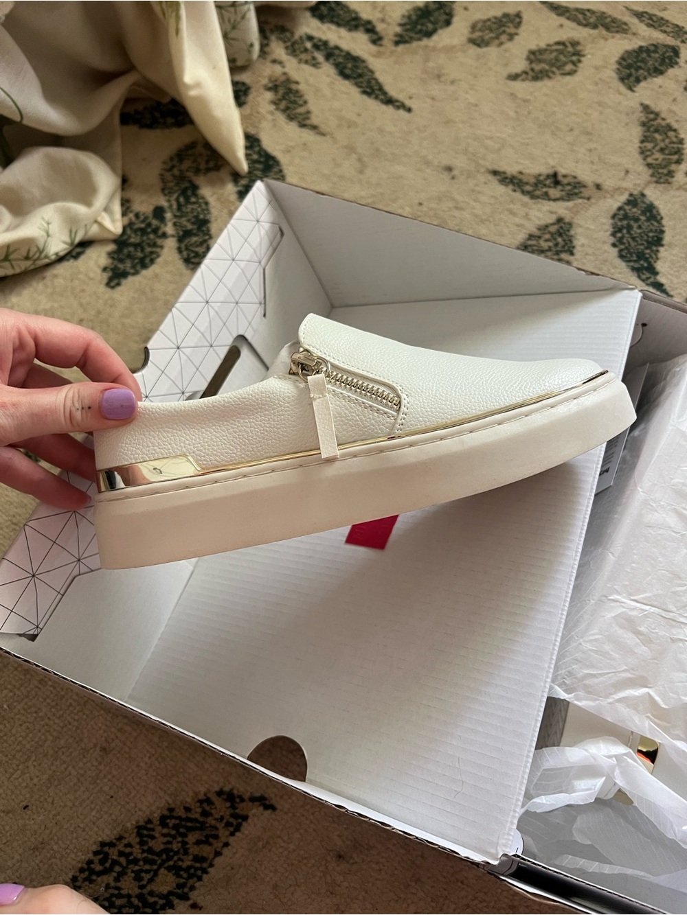 NIB Call it Spring Cream Zipper Slip-On Vegan Leather Platform Sneakers